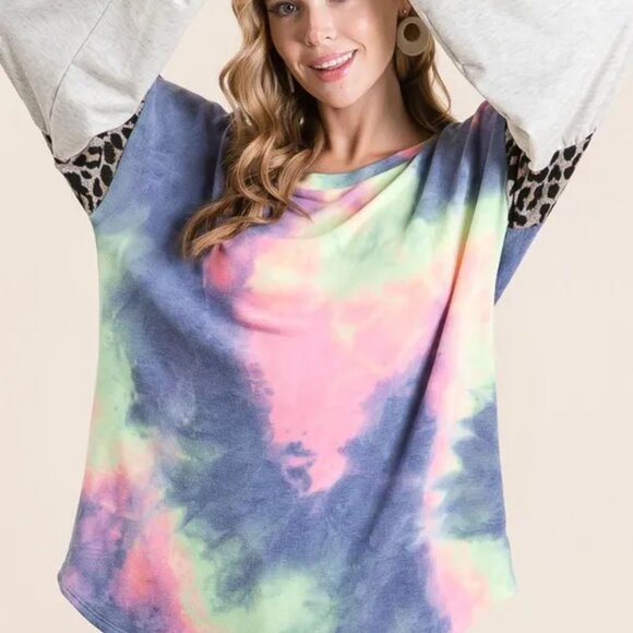 ✨NWT BiBi Tie Dye Terry Top with Contrast Puff Sleeves - Picture 3 of 9
